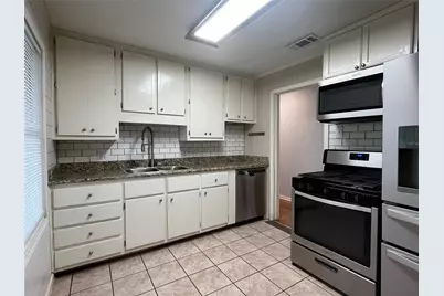 4816 Sherwood Drive, River Oaks, TX 76114 - Photo 8