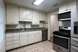 4816 Sherwood Dr, River Oaks, TX 76114 - Photo 8