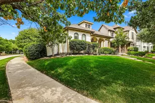 1901 Brown Thrasher Blvd, Savannah, TX 76227 - Photo 2