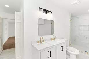 2002 Shawnee St, Denton, TX 76209 - Photo 14