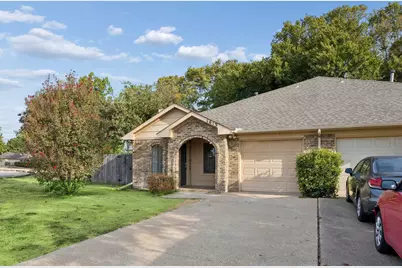 1613 19th Street, Plano, TX 75074 - Photo 2