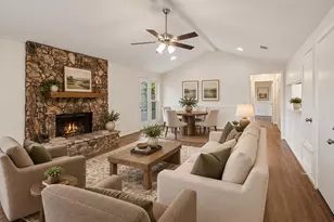 1613 19th St, Plano, TX 75074 - Photo 8