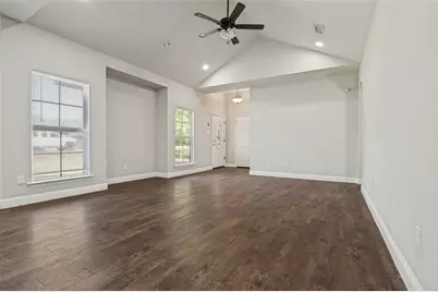 207 Ennis Street, Waxahachie, TX 75165 - Photo 2
