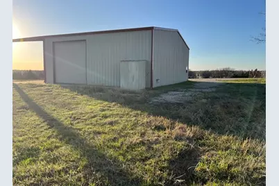 820 Tx-101, Bowie, TX 76270 - Photo 14