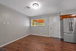 2710 W Walker St, Denison, TX 75020 - Photo 8