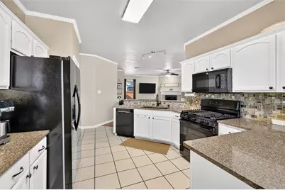 9928 Tanglebrush Drive, McKinney, TX 75072 - Photo 14