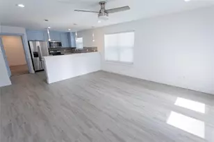 3220 Forest Park Blvd, Fort Worth, TX 76110 - Photo 10