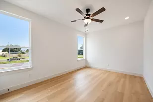 1643 Faye St, Dallas, TX 75215 - Photo 22