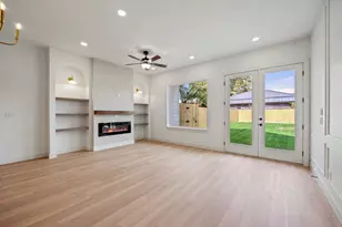 1643 Faye St, Dallas, TX 75215 - Photo 12