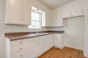 2812 Cordone St, Fort Worth, TX 76133 - Photo 10