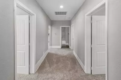 103 May Avenue, Cleburne, TX 76031 - Photo 4