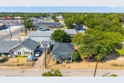 103 May Avenue, Cleburne, TX 76031 - Photo 24
