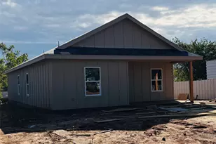 1349 Pecan St, Abilene, TX 79602 - Photo 2