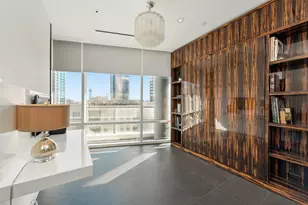 2408 Victory Park Ln, Dallas, TX 75219 - Photo 16