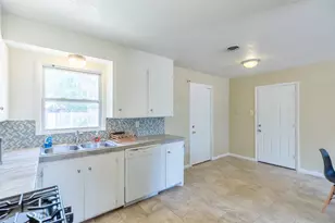 1700 Westview Dr, Abilene, TX 79603 - Photo 12