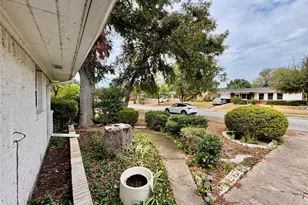 1300 Elmhurst Dr, Garland, TX 75041 - Photo 6
