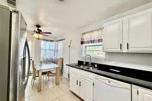 1300 Elmhurst Dr, Garland, TX 75041 - Photo 14