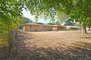 3208 Avon Dr, Denton, TX 76209 - Photo 24