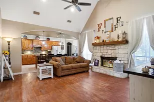 108 Wooley Ct, Weatherford, TX 76085 - Photo 10