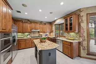 3917 Ashburton Way, Flower Mound, TX 75022 - Photo 18