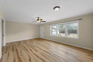 240 S Avenue A, Crawford, TX 76638 - Photo 4