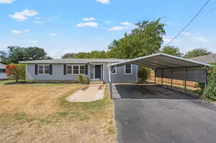 240 S Avenue A, Crawford, TX 76638 - Photo 2