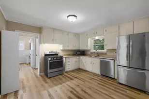 240 S Avenue A, Crawford, TX 76638 - Photo 8