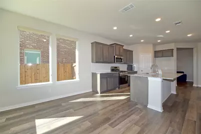 616 Juneau Street, Gainesville, TX 76240 - Photo 10
