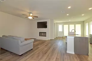 616 Juneau St, Gainesville, TX 76240 - Photo 4