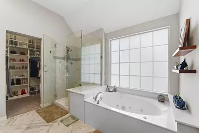 8609 Old Oak Drive, Irving, TX 75063 - Photo 10