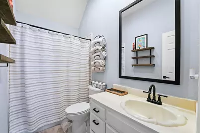8609 Old Oak Drive, Irving, TX 75063 - Photo 12