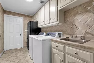 6901 April Way Cir, Plano, TX 75023 - Photo 30
