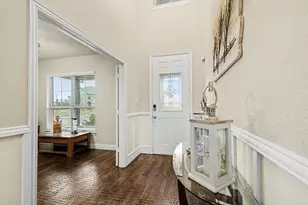 2116 Liriope Ln, Waxahachie, TX 75165 - Photo 2