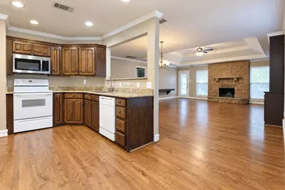 4916 Canberra Lane, Arlington, TX 76017 - Photo 4