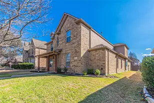 10611 Providence Dr, Frisco, TX 75035 - Photo 2