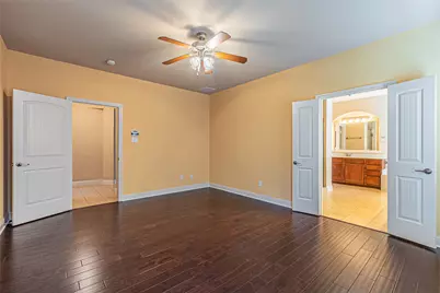10611 Providence Drive, Frisco, TX 75035 - Photo 32