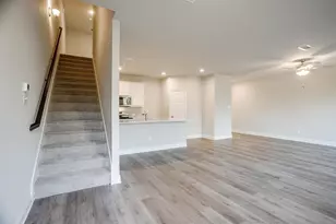 802 Homeplace Cir, Mansfield, TX 76063 - Photo 10