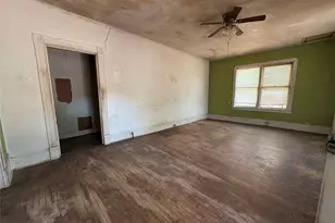 808 W 11th Ave, Corsicana, TX 75110 - Photo 40