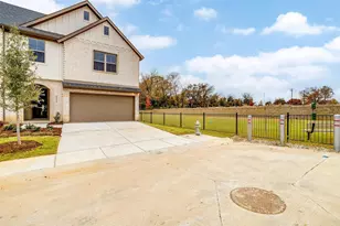 800 Homeplace Cir, Mansfield, TX 76063 - Photo 36