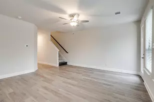 800 Homeplace Cir, Mansfield, TX 76063 - Photo 18