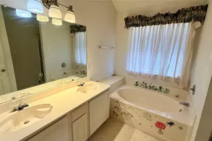 6200 Pierce Arrow Dr, Arlington, TX 76001 - Photo 8