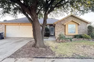 6200 Pierce Arrow Dr, Arlington, TX 76001 - Photo 10
