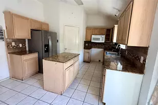 6200 Pierce Arrow Dr, Arlington, TX 76001 - Photo 6