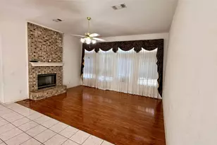 6200 Pierce Arrow Dr, Arlington, TX 76001 - Photo 2