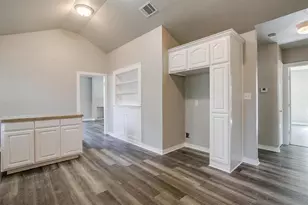 2620 Wilkinson Ave, Fort Worth, TX 76103 - Photo 10