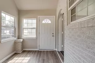 2620 Wilkinson Ave, Fort Worth, TX 76103 - Photo 2