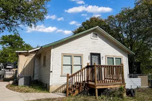 933 Gillham Rd, Fort Worth, TX 76114 - Photo 2