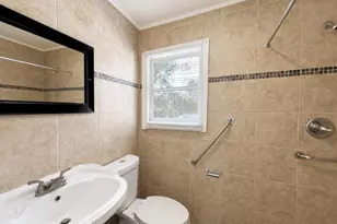 933 Gillham Rd, Fort Worth, TX 76114 - Photo 6