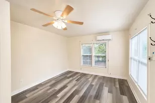 933 Gillham Rd, Fort Worth, TX 76114 - Photo 4