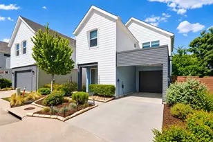 1269 Clifftop Ln, Dallas, TX 75208 - Photo 2